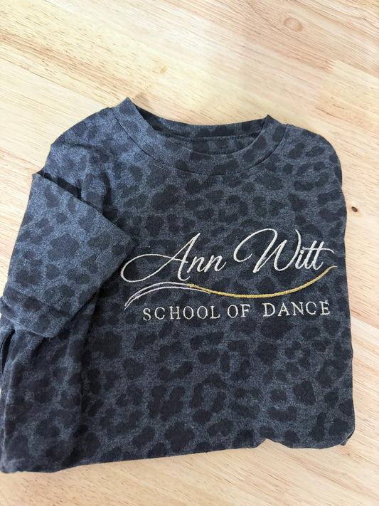 AWSD Ready Made- leopard print short sleeve T- size 2